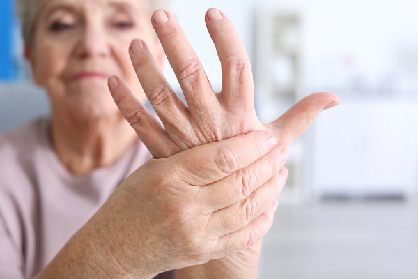 Marijuana for arthritis: Latest research, patients’ experiences and best strains